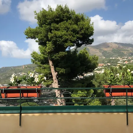 Bed and Breakfast Vesuvio View Vico Equense