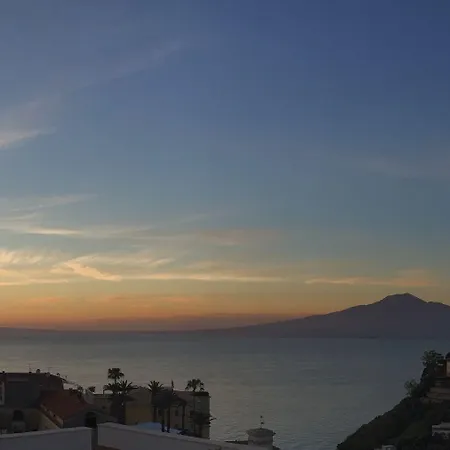 Vesuvio View 4*