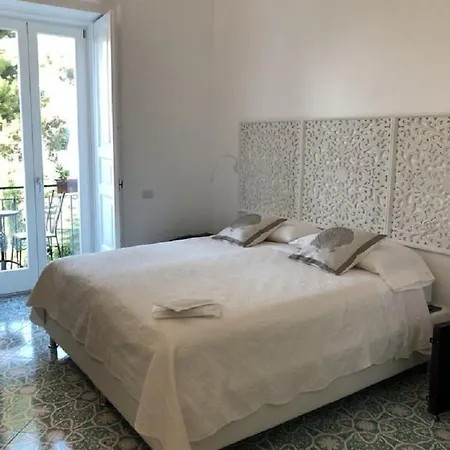 Vesuvio View Вико-Экуенсе