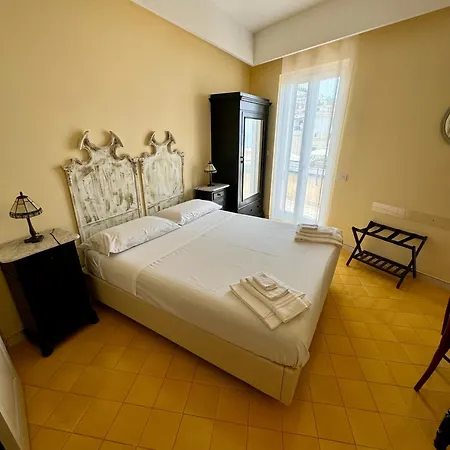 Vesuvio View 3* فيكو إيكوينس