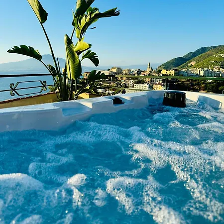 Vesuvio View 3* فيكو إيكوينس