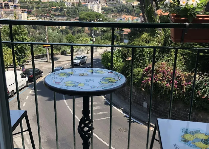 Vesuvio View Bed & Breakfast Vico Equense